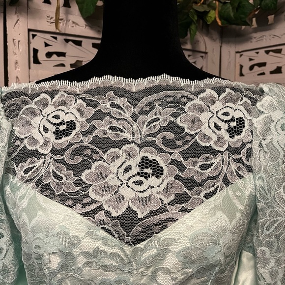 ALFRED ANGELO VINTAGE 80’s PALE AQUA BLUE LACE & SATIN FORMAL DRESS GOWN - Picture 4 of 15